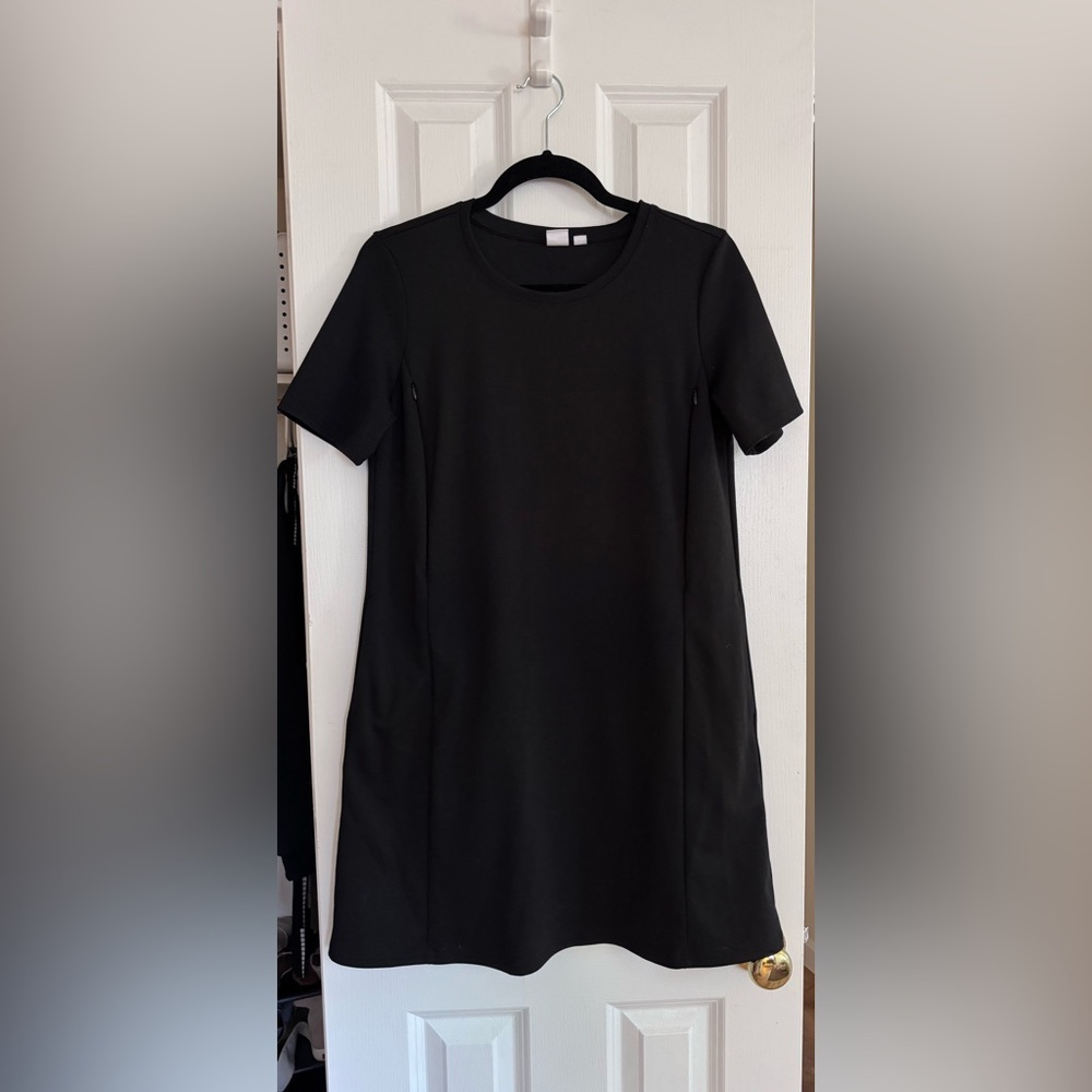Gap Maternity/Nursing Dress